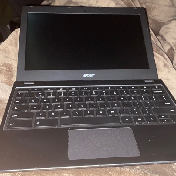 Acer chrome book (Brand New)